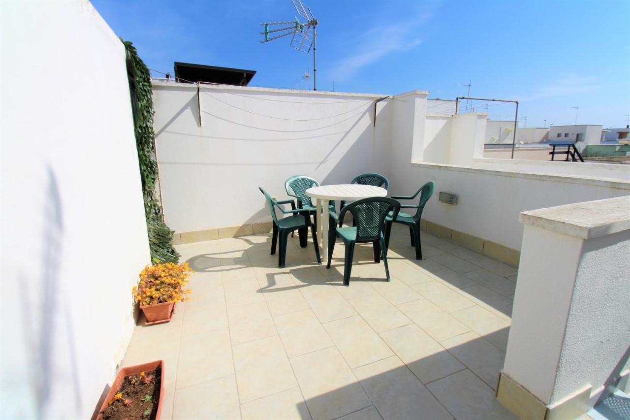 Apartament Trilocale Arancione Climatizzato Con Terrazza Panoramica Torre San Giovanni Ugento Zewnętrze zdjęcie
